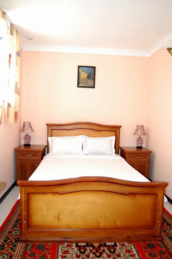Crown Hotel Tashkent Luaran gambar