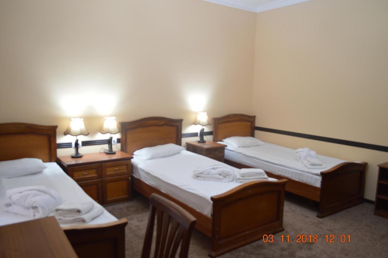Crown Hotel Tashkent Luaran gambar